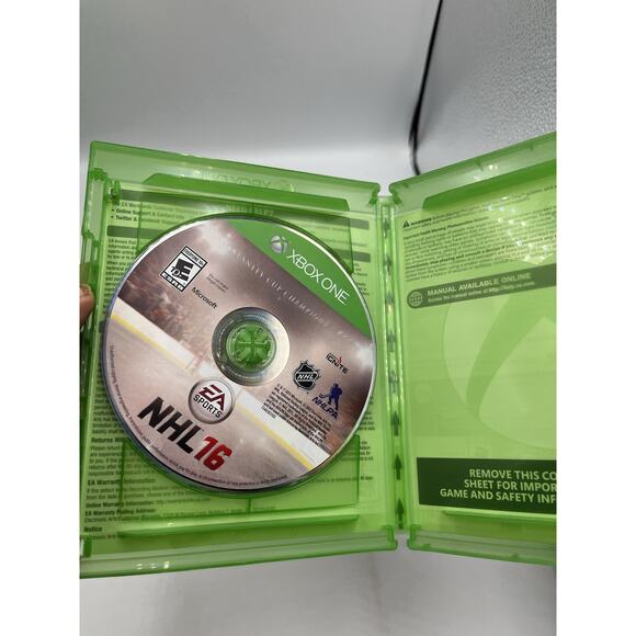 NHL 16 (Microsoft Xbox One, 2015) CIB TESTED AND WORKS - Picture 4 of 8